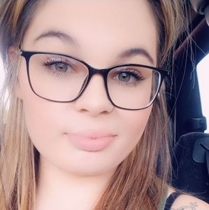 Meet your Posher, Brandie